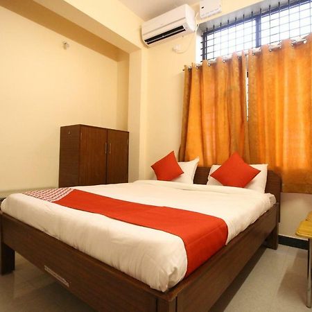 Oyo Flagship 30734 Jeevan Lodge Shimoga Exterior photo