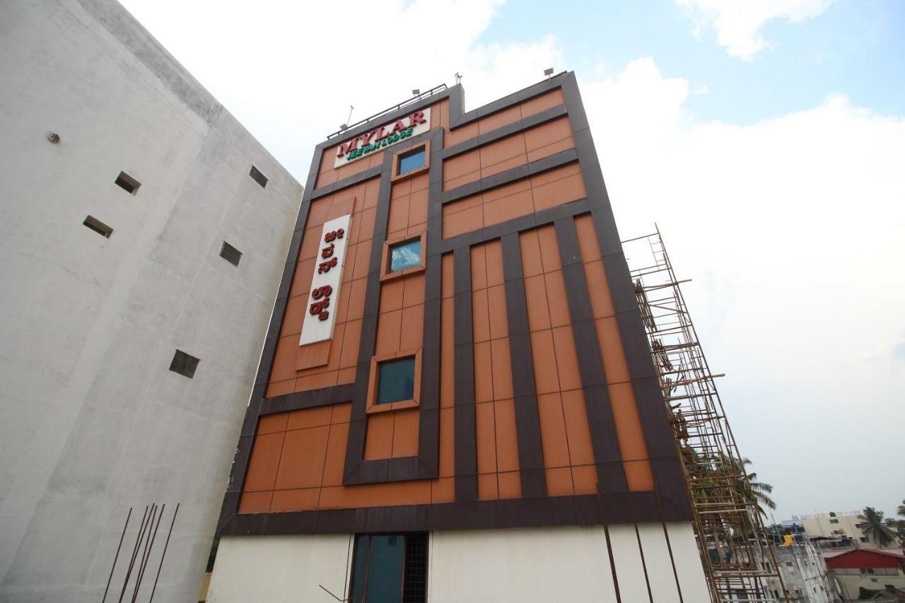 Oyo Flagship 30734 Jeevan Lodge Shimoga Exterior photo